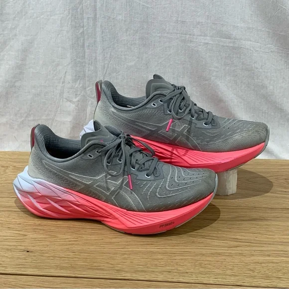 Asics Novablast 4 Sheet Rock/White/Pink Running Shoes Women’s Size 10 - Picture 2 of 10